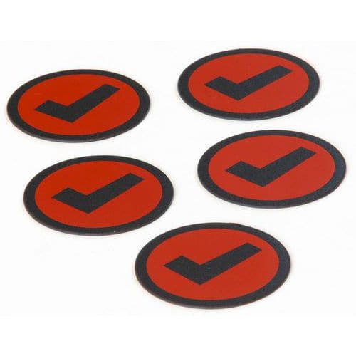 Sett à fem røde magneter med hakeikon - Smit Visual