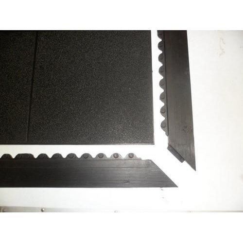 Koblingselement / Kantlist / Hjørnekant - Matting