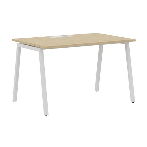 Misao rett skrivebord 160 cm, A-formede ben – Manutan